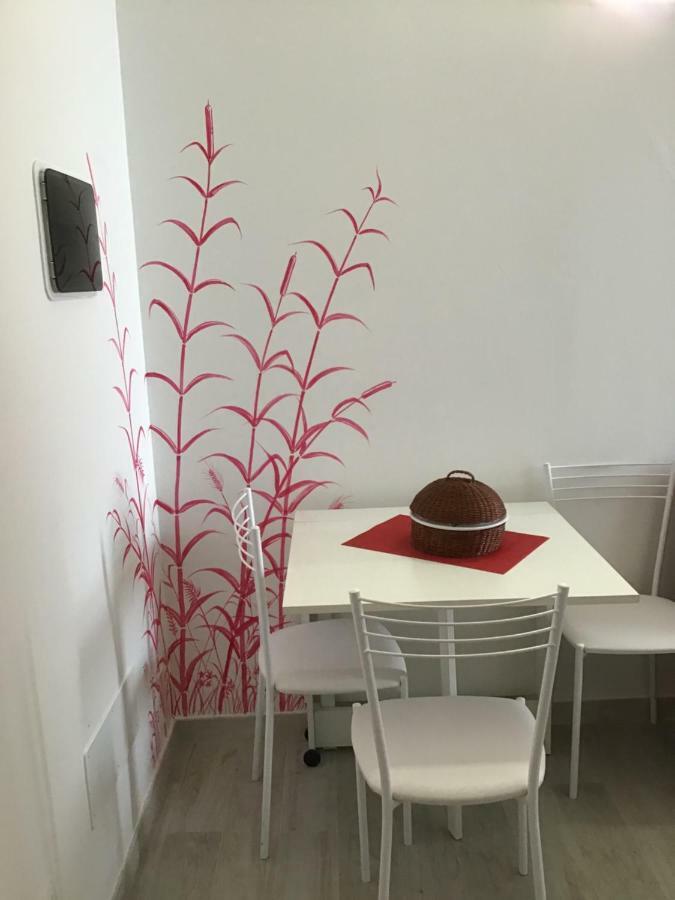 Appartamento Rubino - Lovely Little Flat 3 Minutes From Golf Club 5 Minutes From Lake Soiano Del Lago Exterior photo