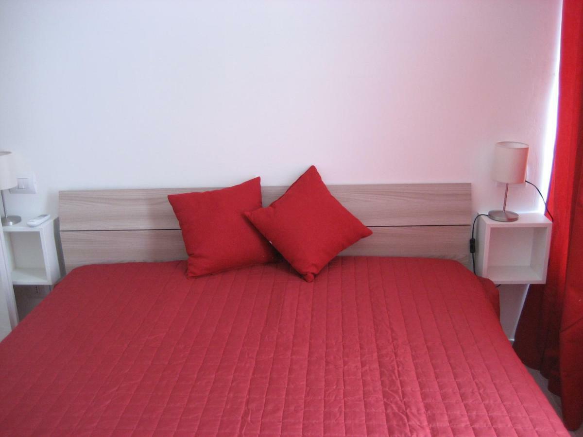 Appartamento Rubino - Lovely Little Flat 3 Minutes From Golf Club 5 Minutes From Lake Soiano Del Lago Exterior photo
